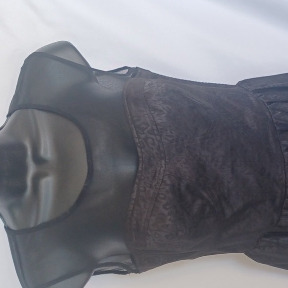 GUESS Los Angeles Black leopard women's dress sleeveless black sheer size 2 - Picture 2 of 9
